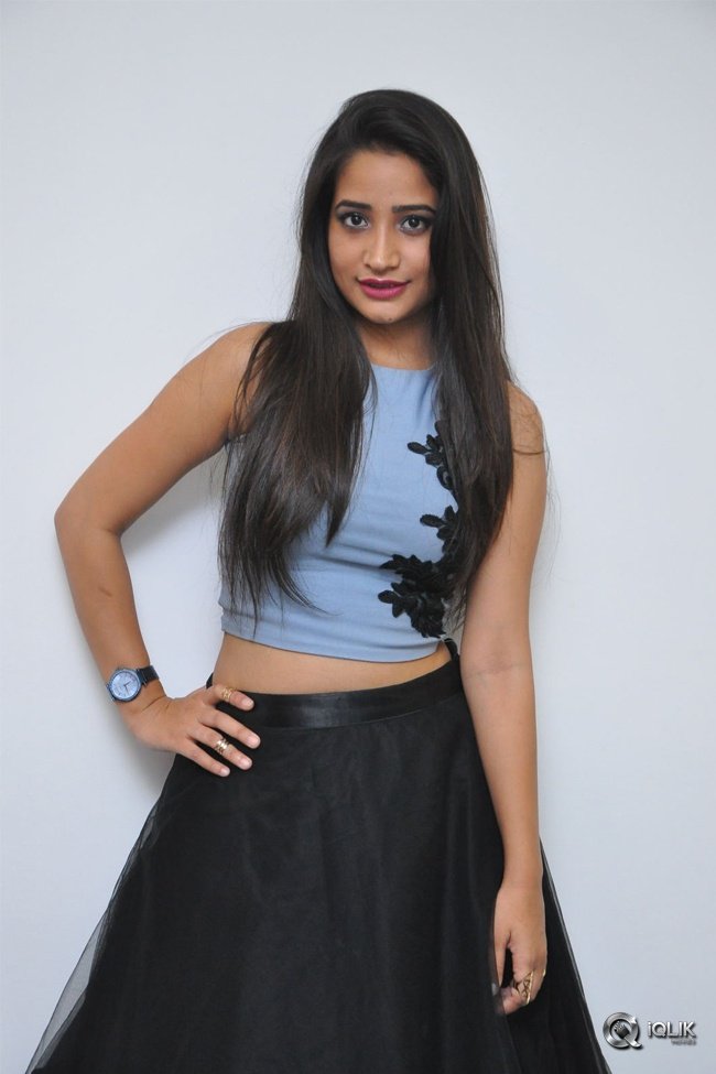 Santoshi-Sharma-New-Photos